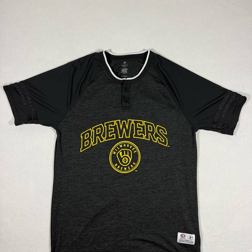 True Fan MLB Milwaukee Brewers Short Sleeve Shirt Size Medium